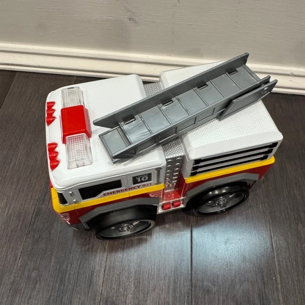 Emergency 911 Ladder 10 Electronic Fire Truck Toy - Red Gray Toddler Kids Boy